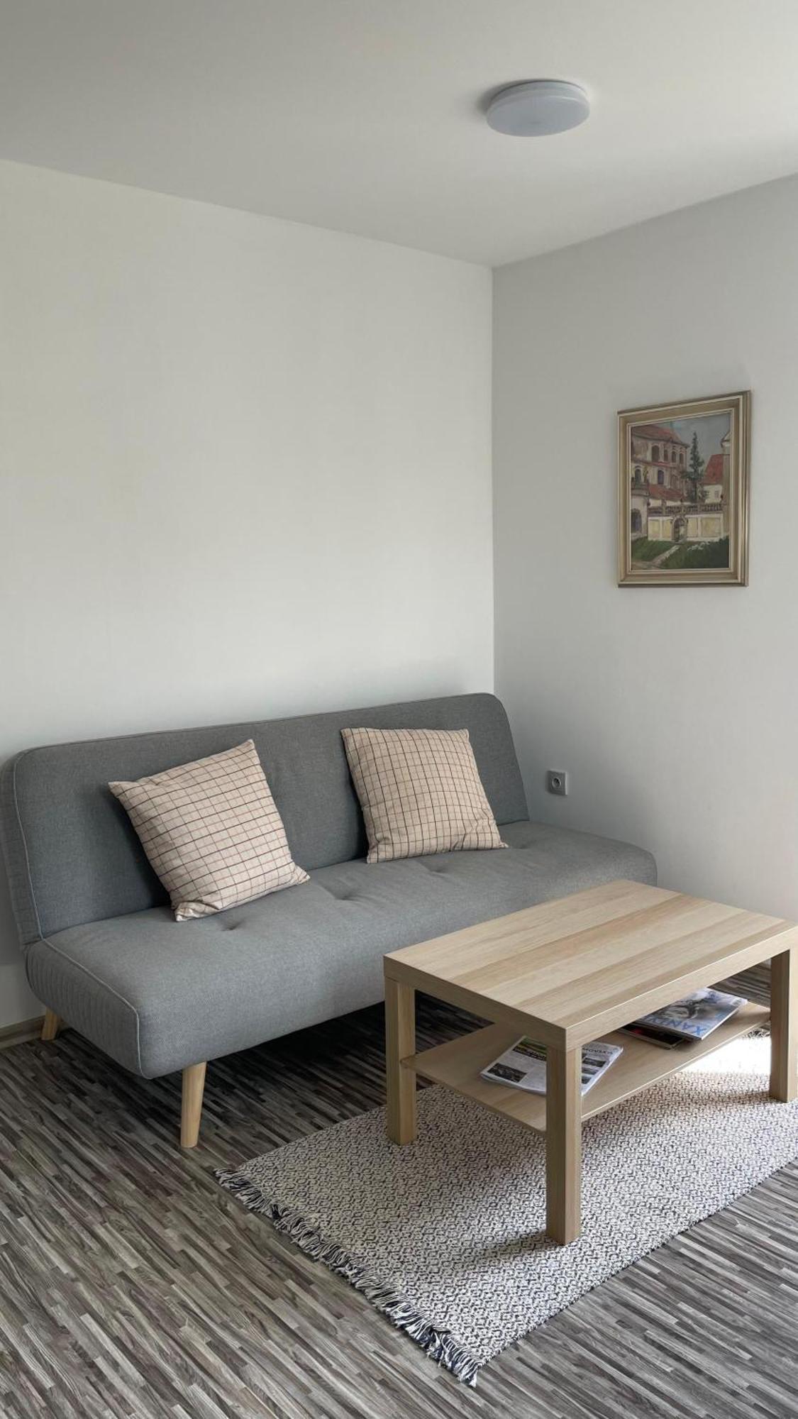 Apartmany Hvezdecka โบรว์โมฟ ภายนอก รูปภาพ